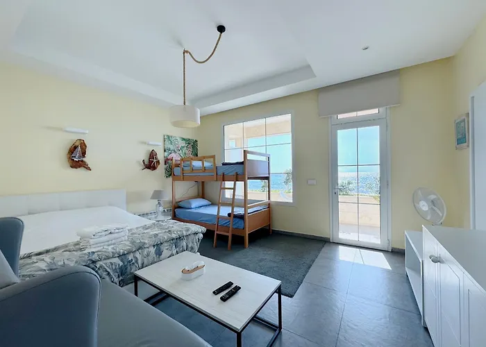 Halat Sailing Club Guest House